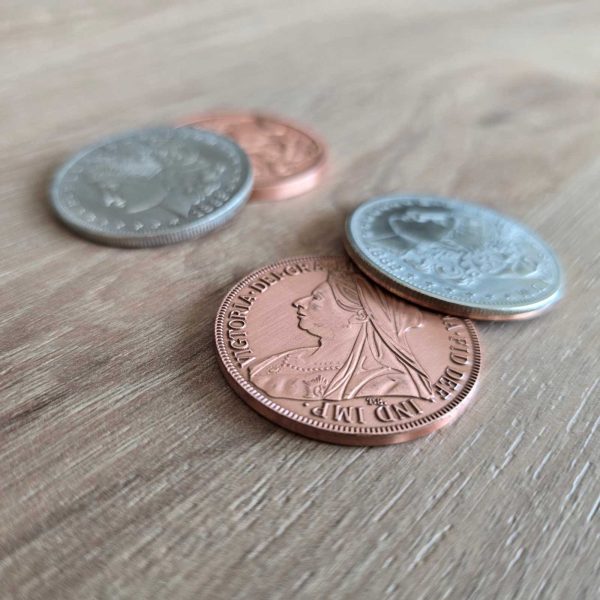 Sun & Moon Coin Set - Oliver Magic - Image 2